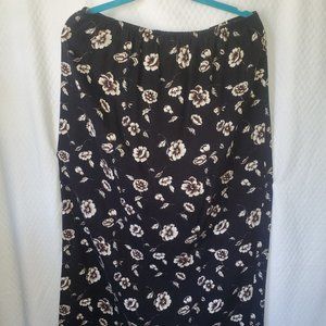 Bentley - Long Black Skirt with Flowers - Sz L